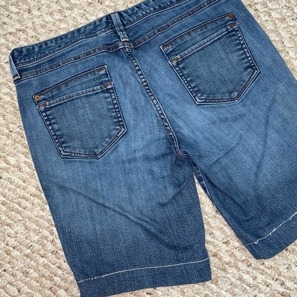 2 for $20 or 5 for $40
EDDIE BAUER SHORTS - SIZE 8 - Picture 4 of 5